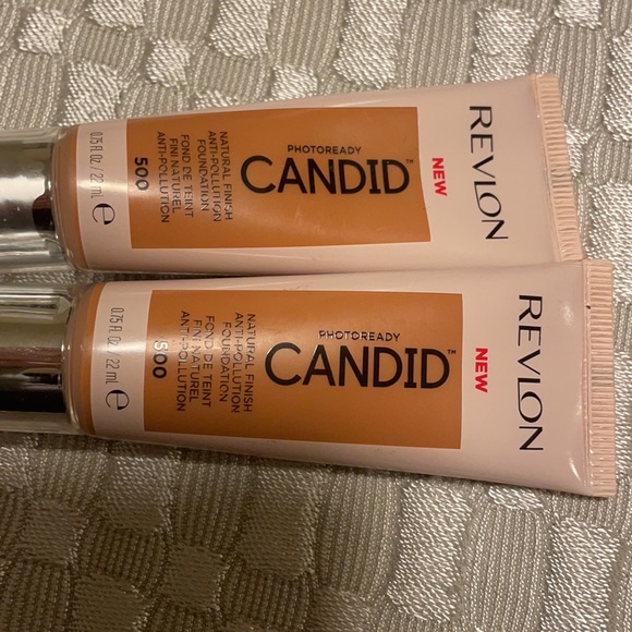 Revlon PhotoReady Candid Natural Finish Foundation - Picture 6 of 9